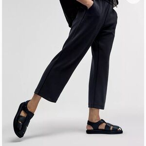 Lululemon Softstreme High-Rise Straight Leg Crop - True Navy